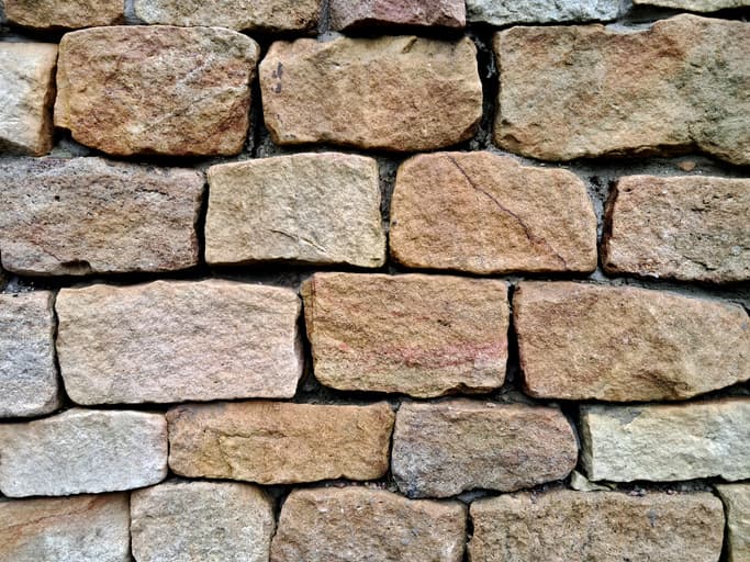 Marl is a sediment or sedimentary rock that is a mixture of clay and calcite Ca CO3.