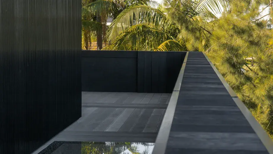 Default alternative text